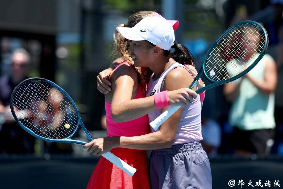 澳网传奇同框：三位80后大满贯冠军携手晋级32强